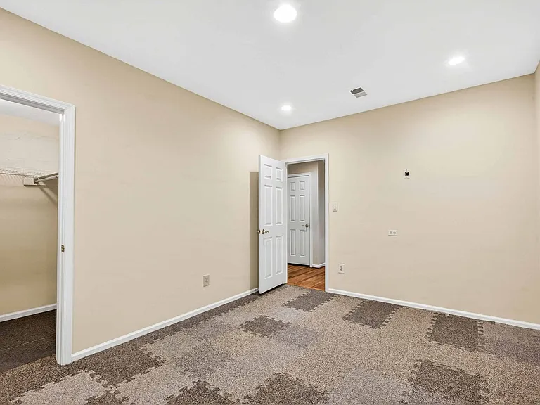 8016 Quarry Ridge Way — Photo 49