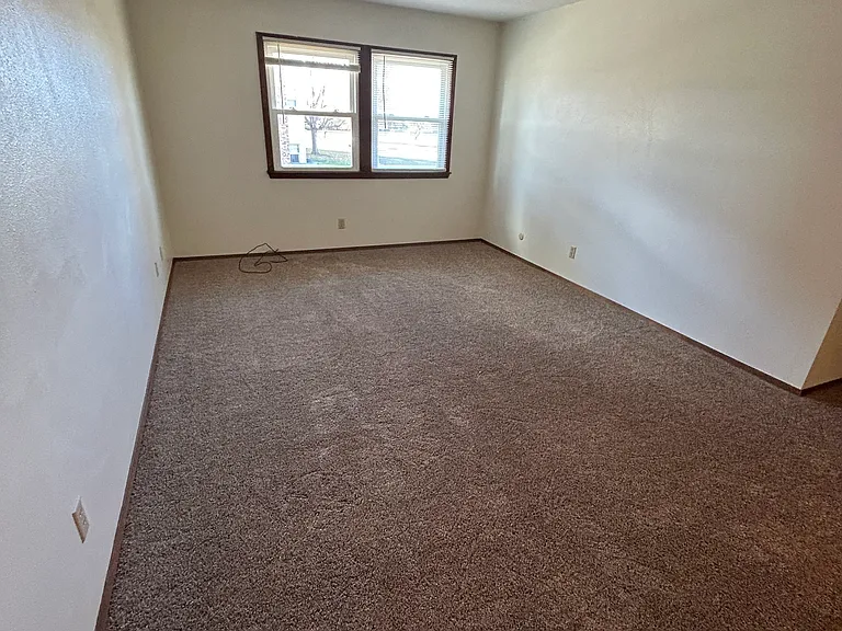 1120 Hancock Dr #2 — Photo 10