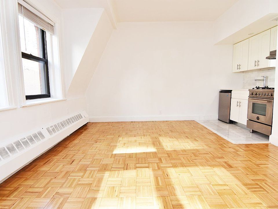1st image of 303 Amsterdam Ave APT 3A