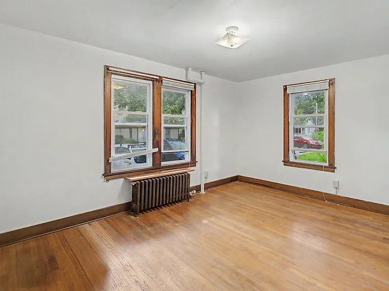 407 W Green St #2 — Photo 12