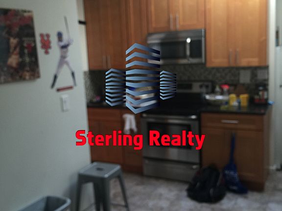 2nd image of 2453 26th St