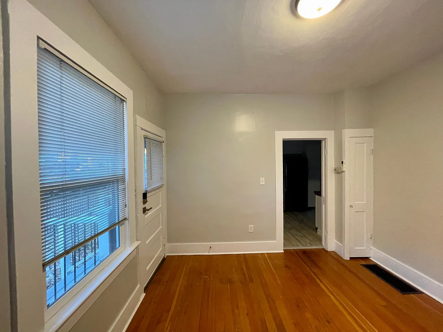 1 bed, 550 sqft, $1,500 — Photo 3