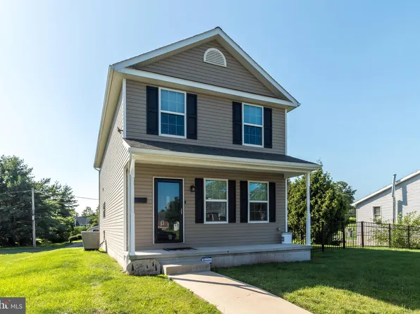 883 N Hanover St, Pottstown, PA 19464
