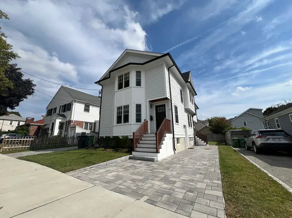 19 Loomis Ave, Watertown, MA 02472