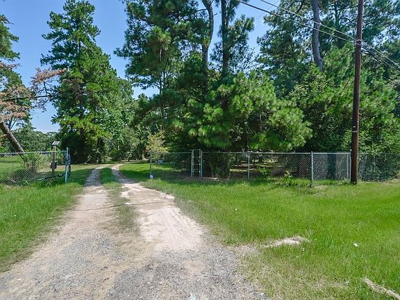 3rd image of 20225 S Hillcrest Dr