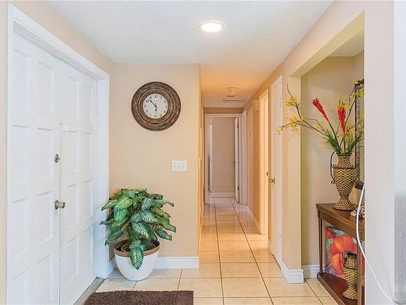 3rd image of 8202 Drycreek Dr