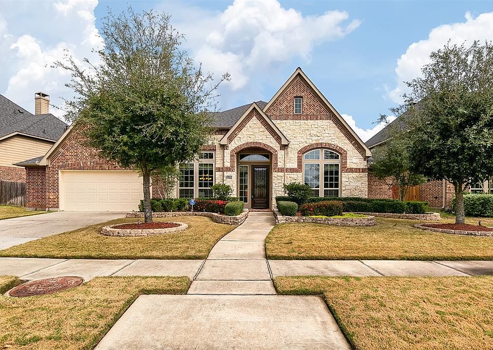 1st image of 16206 Canova Hill Ln