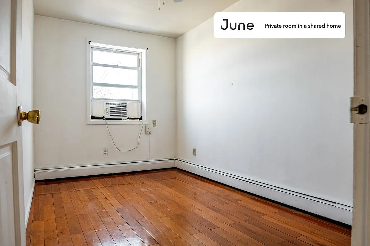 Building Photo - 71 Clermont Ave #B