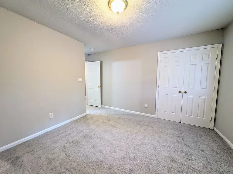 4300 Presley Ct — Photo 13