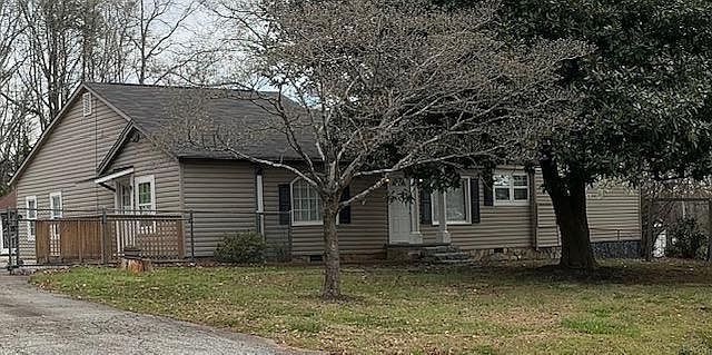 1st image of 25 E Belvue Rd