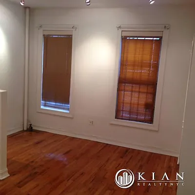 Rented by Kian Realty | media 9