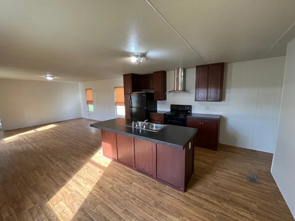 48316 Woodhaven Rd, Tickfaw, LA 70466