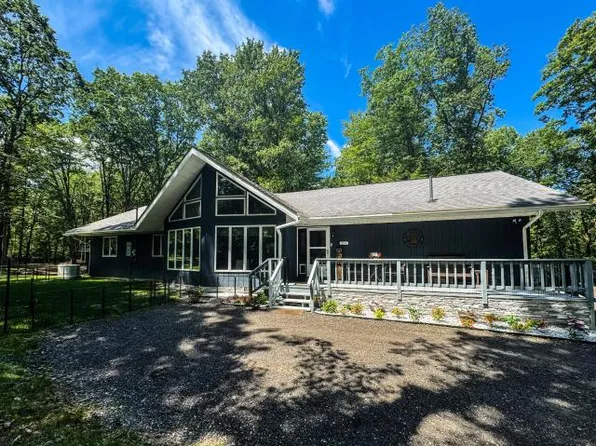 554 Carr Ln, Russell, PA 16345