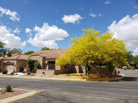 Oversized corner lot
