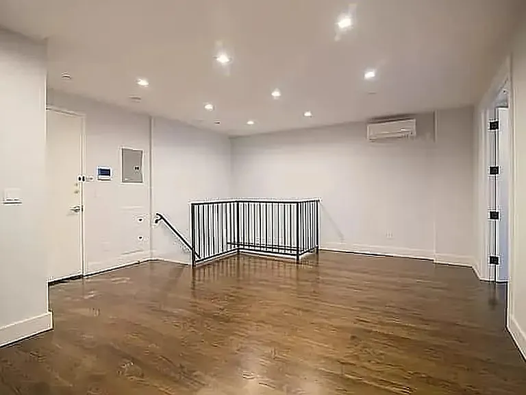 379 Sumpter St #1B — Photo 1