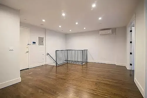 379 Sumpter St #1B Photo 1