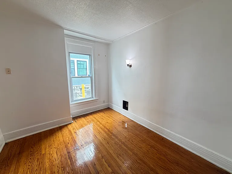 1080 Elmwood Ave #1 — Photo 27