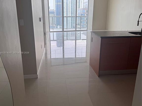 4th image of 495 Brickell Ave APT 3609