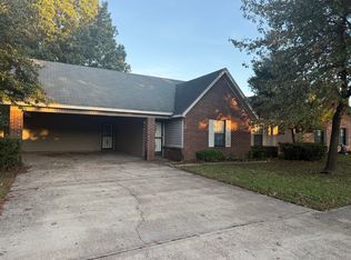 385 Springdale Dr, Marion, AR 72364
