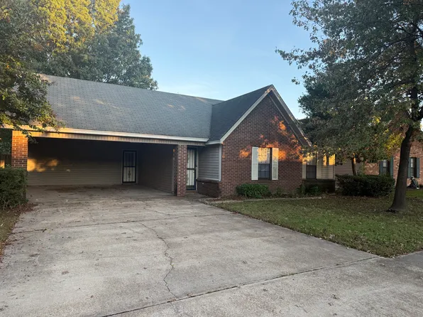 385 Springdale Dr, Marion, AR 72364