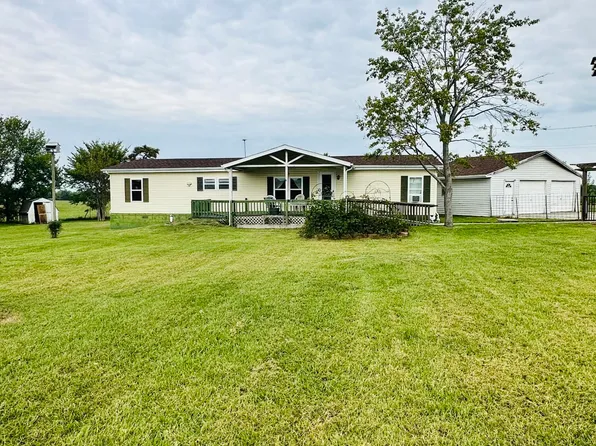4893 Highway U, Bolivar, MO 65613