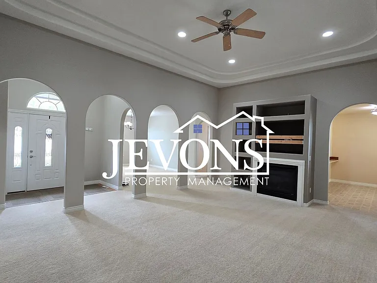 6601 Cherry Ridge Ct — Photo 10