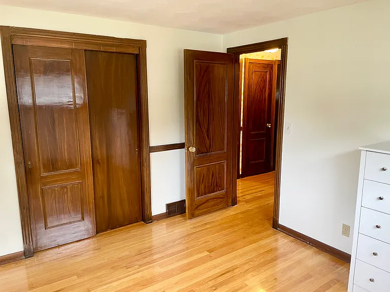 218 Lynnhaven Dr — Photo 19