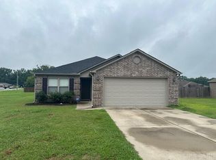 10 Stonehenge Dr, Blue, AR 72023