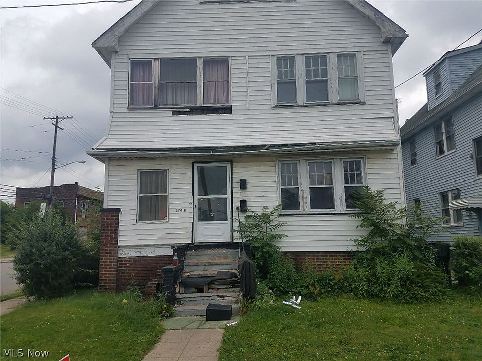 1st image of 3749 E 143rd St