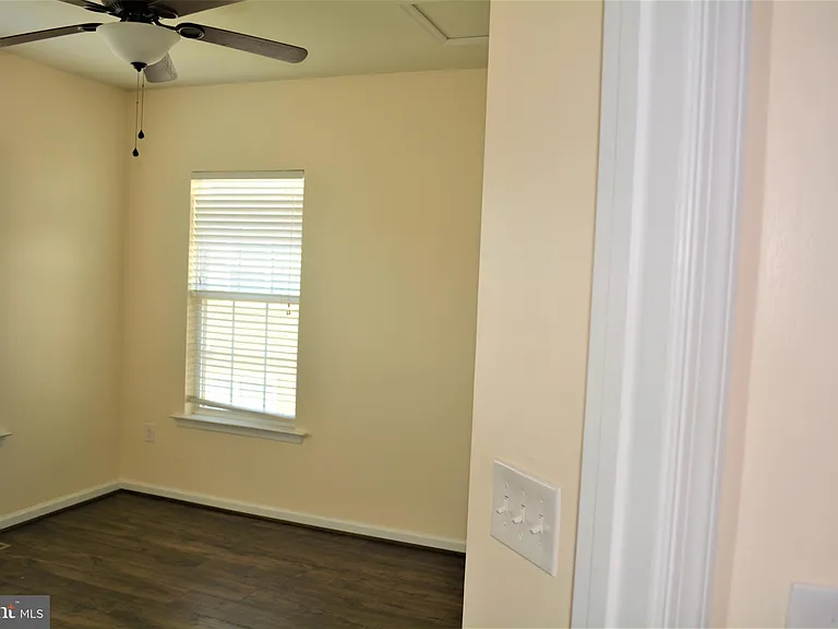 6203 Margarita Way — Photo 6