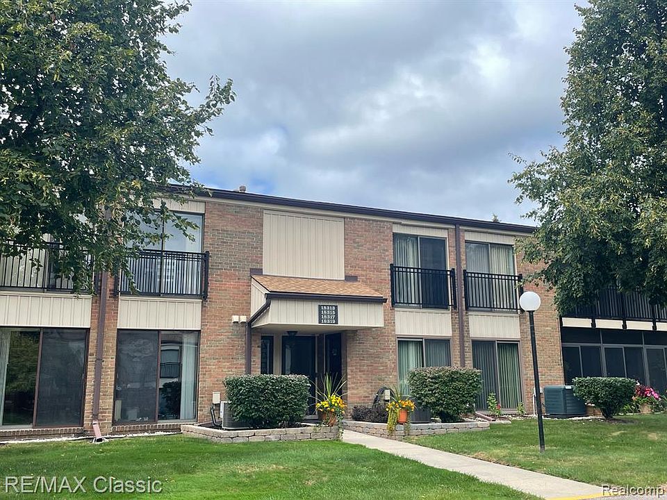 18317 University Park Dr, Livonia, MI 48152 | Zillow