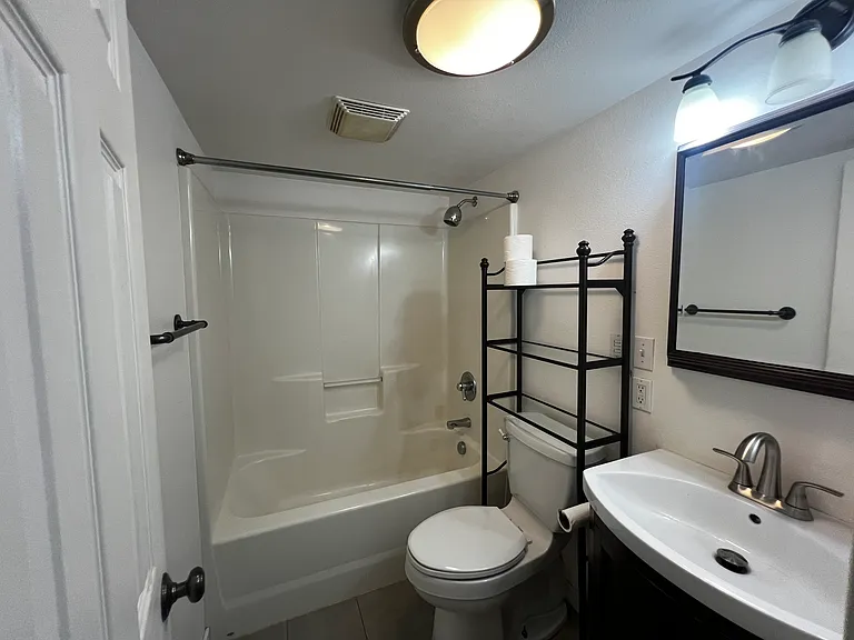 2835 SE 25th Ave — Photo 7