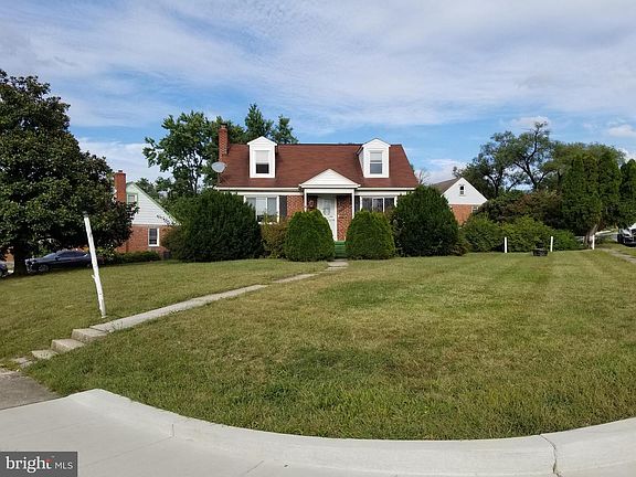 3rd image of 3501 Essex Rd