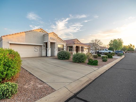 3rd image of 4957 E Black Opal Ln