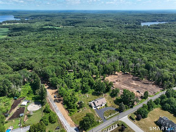 4th image of 500 Forsyth Road