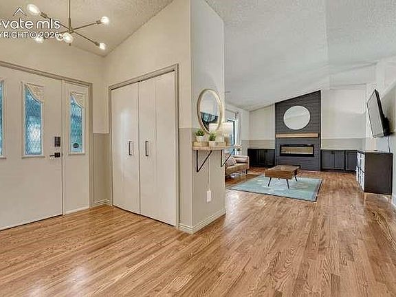 5th image of 6575 Lange Dr