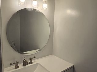 516 Gloucester Ct, Middle River, MD 21220