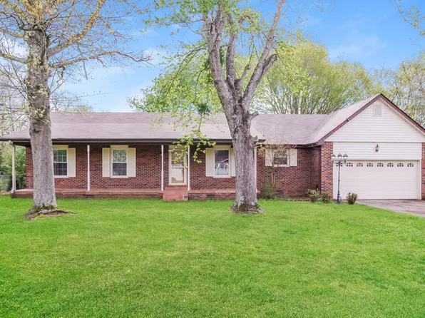 111 Tammy Gaines Ln, Huntsville, AL 35811