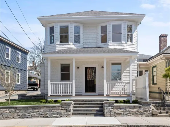 20 Spring St, Newport, RI 02840