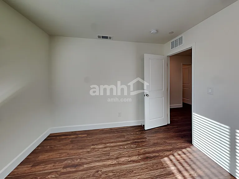 285 Cape Seville Pl — Photo 20