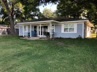 424 Campa Pajama Ln, Kingsland, TX 78639