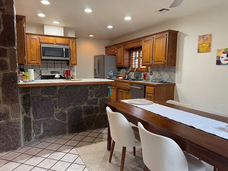 3609 Hampton Ct — Photo 13