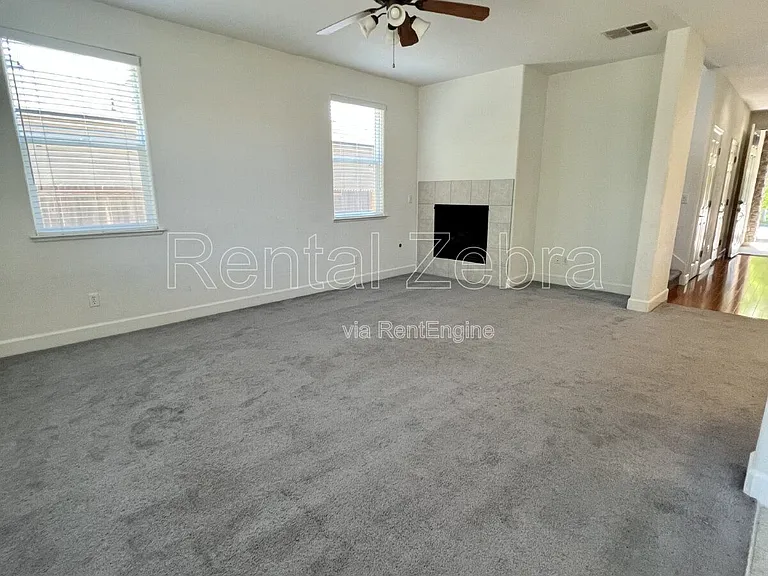 459 Jacobs Dr — Photo 22