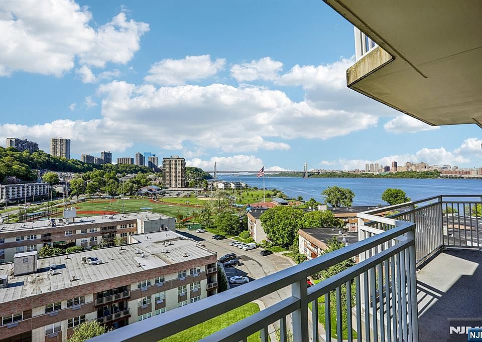 1st image of 1077 River Rd APT 1013