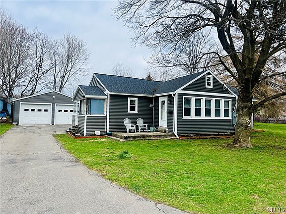 2nd image of 42 Prospect St