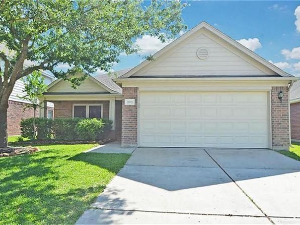 21922 Golden Cedar Dr