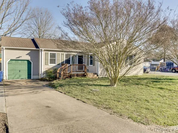 900 Harpersville Rd, Newport News, VA 23601