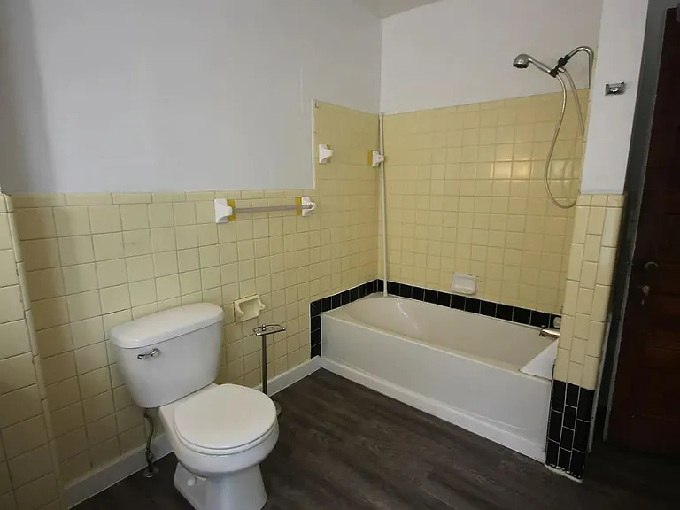 755 Academy St — Photo 4