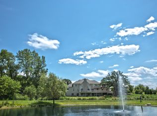 7425 Bonnie Dr, Crystal Lake, IL 60014