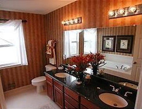 5th image of 16979 Carriage Way